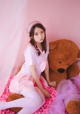 秘书裸侍跪趴等老板调教电影_BD韩语超清免费观看